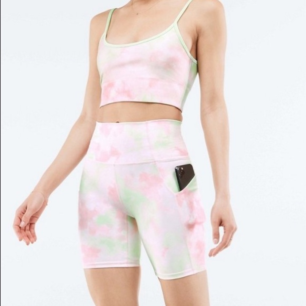 NWT Fabletics Tie Dye Set